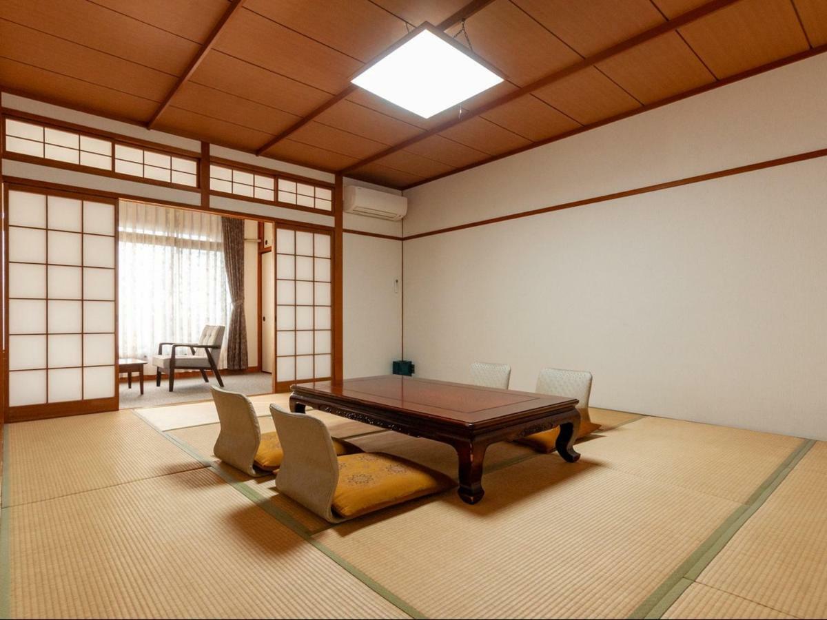 Kikuchi Grand Hotel Kültér fotó